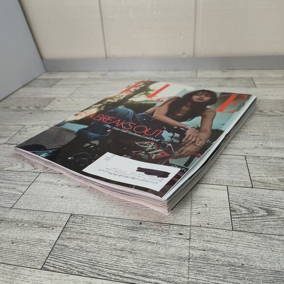 ELLE Magazine September 2024 Lisa - UNREAD‎ - Picture 4 of 13